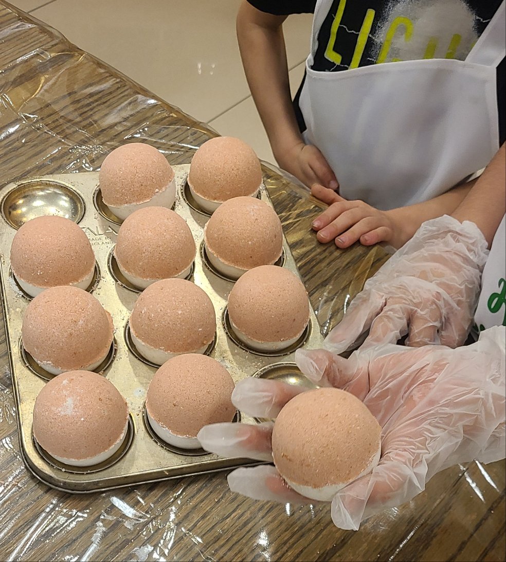 Bath bomb making for children  (Oct 20 at 10.30am) ABD Naturals
