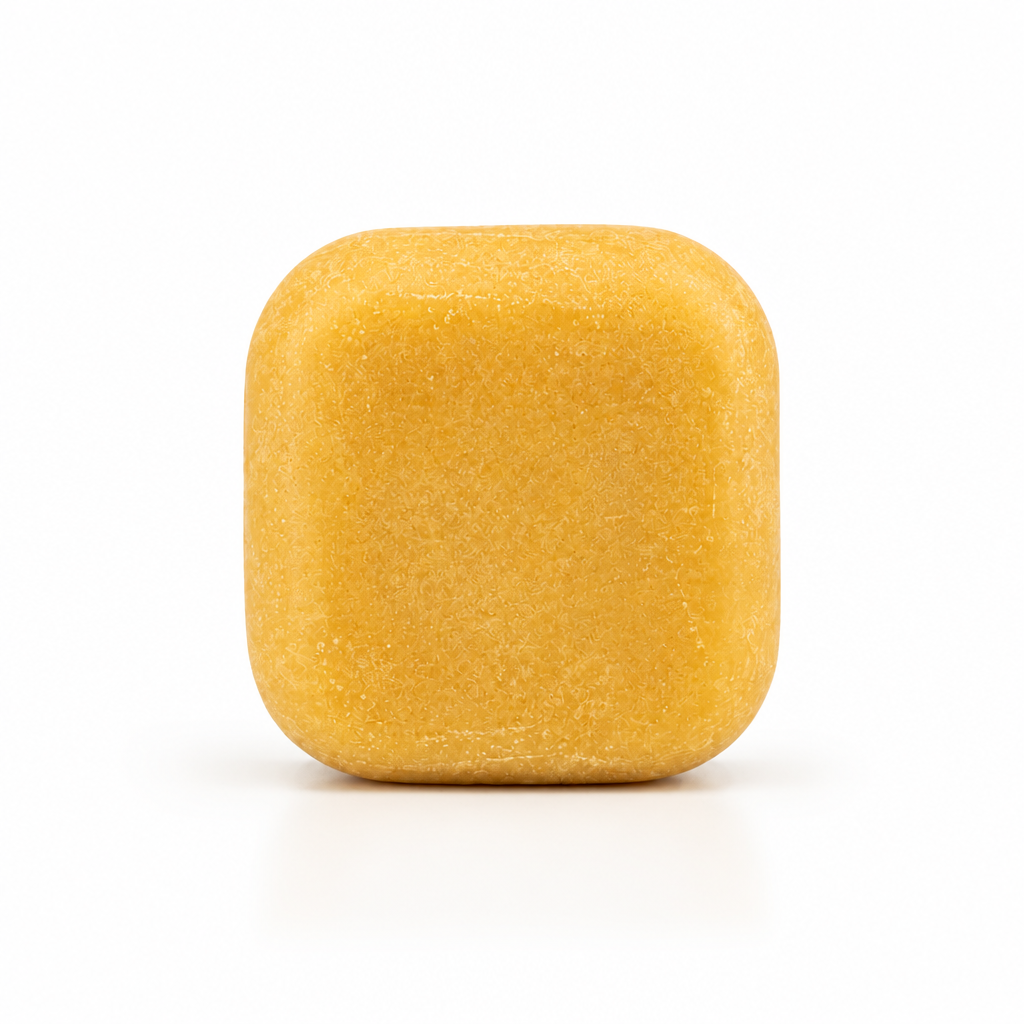 Natural conditioner bar for softening and detangling hair, plastic-free