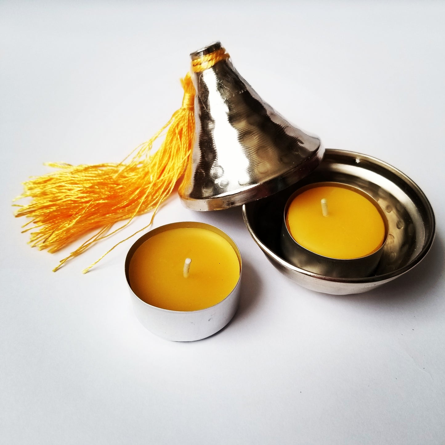 Pure Beeswax tealight candles